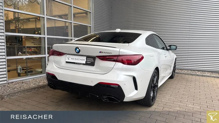 BMW M440