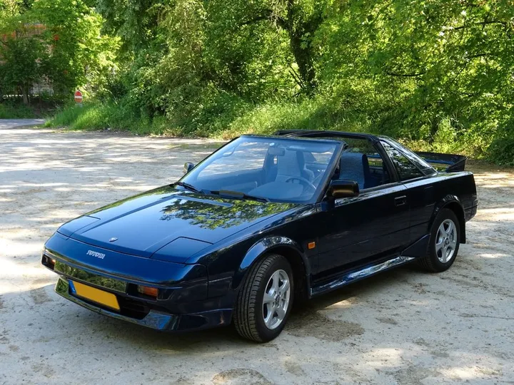Toyota MR 2