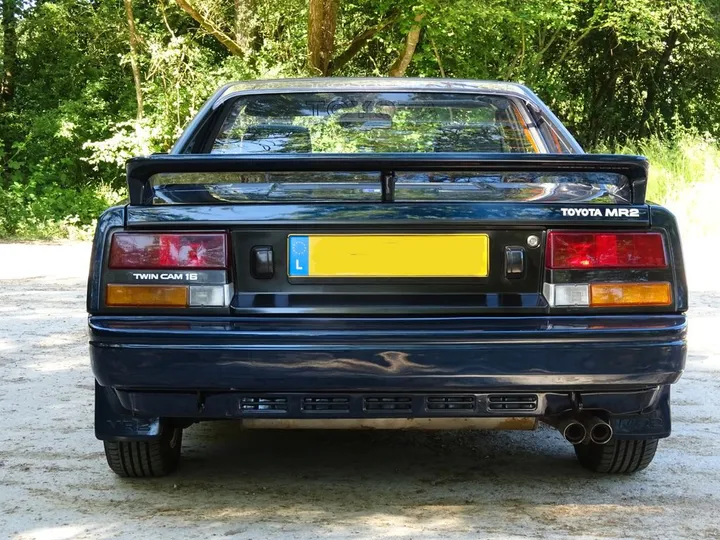 Toyota MR 2