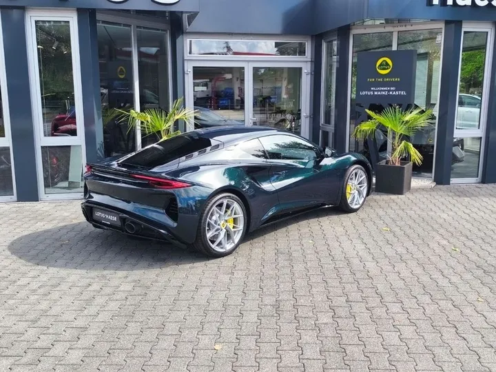 Lotus Emira