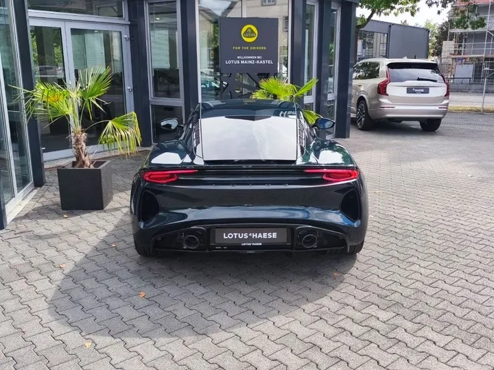 Lotus Emira