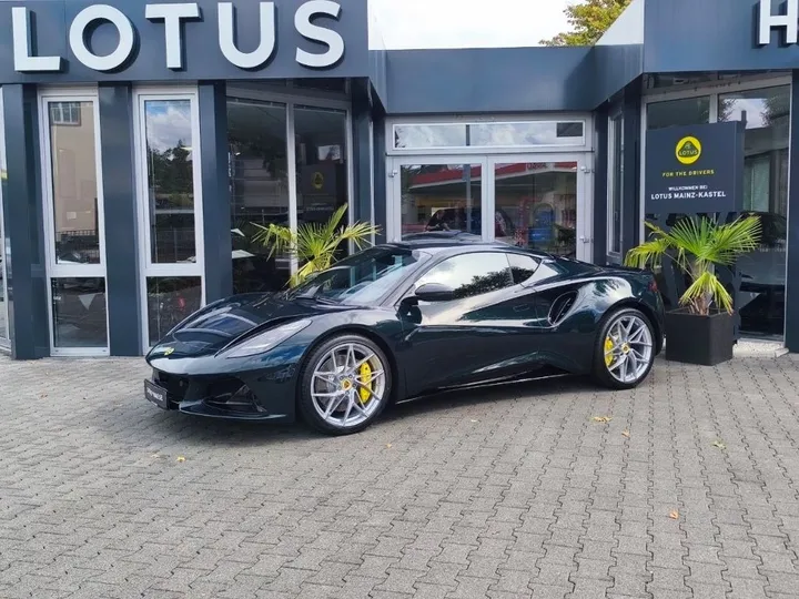 Lotus Emira