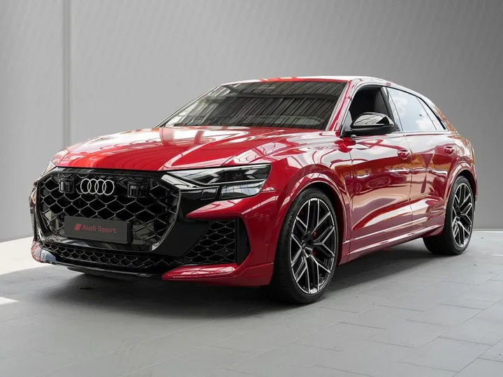 Audi RSQ8