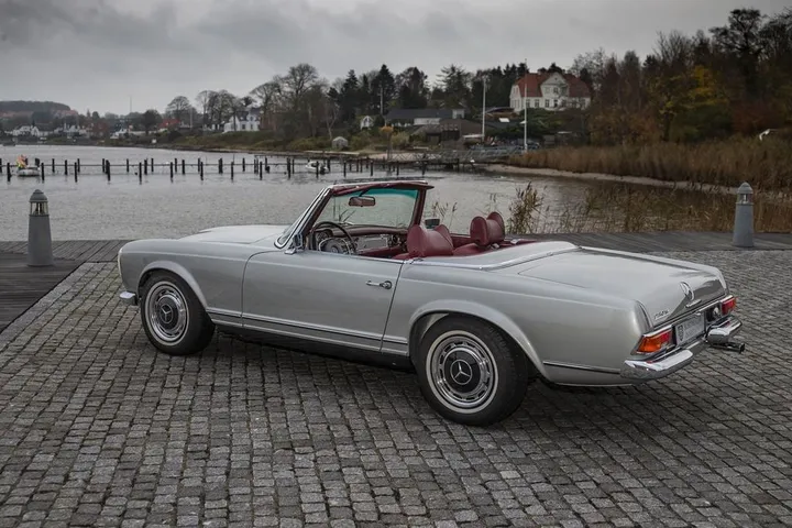 Mercedes-Benz 280