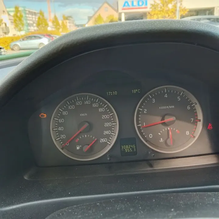 Volvo V50