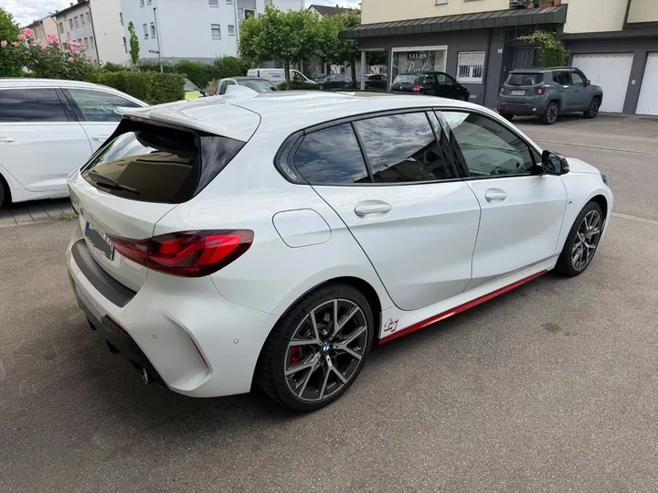 BMW 128