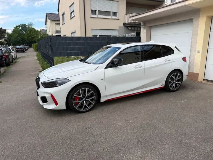 BMW 128