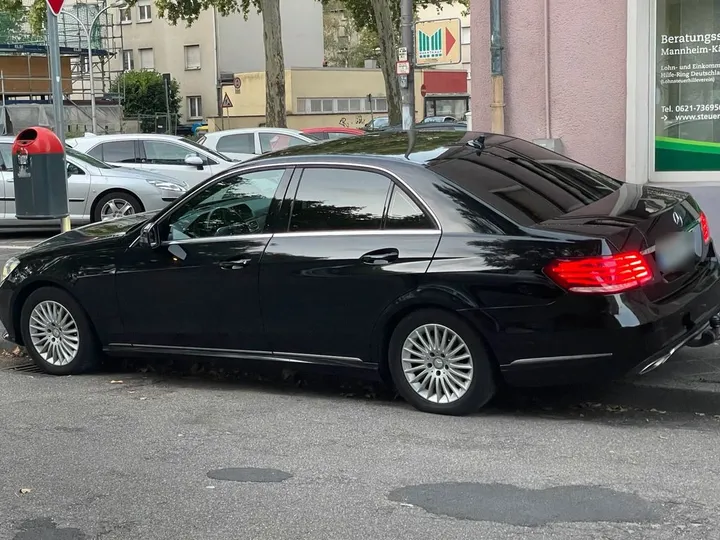 Mercedes-Benz E 200