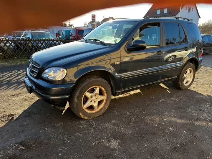 Mercedes-Benz ML 320