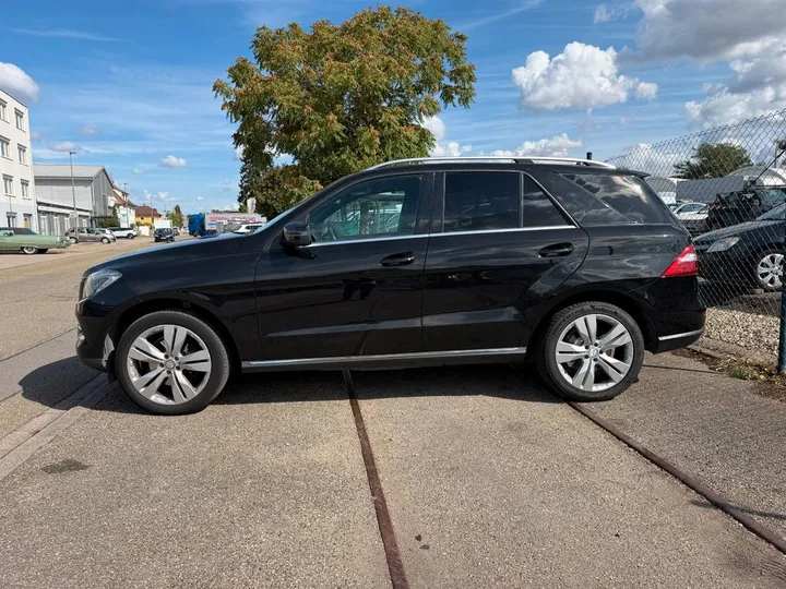 Mercedes-Benz ML 350