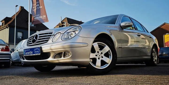 Mercedes-Benz E 220