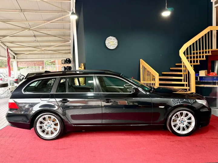 BMW 525