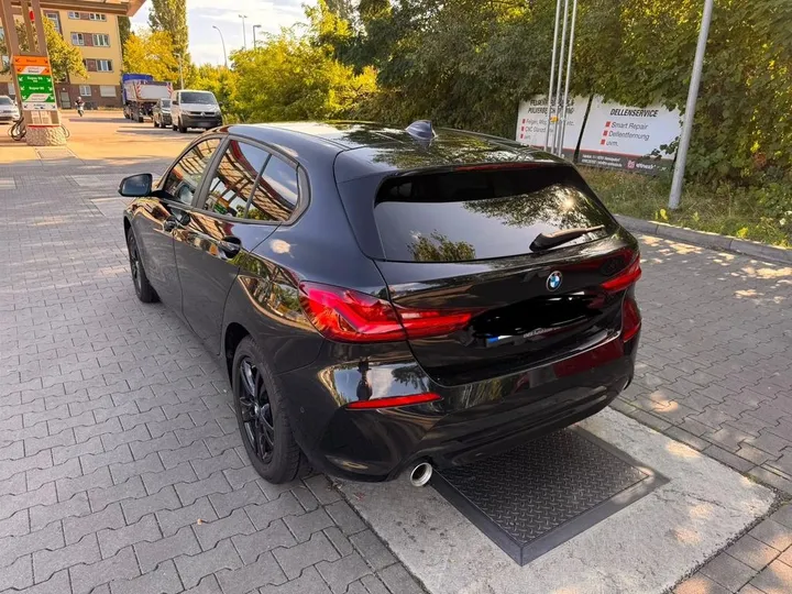 BMW 118