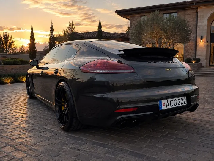 Porsche Panamera