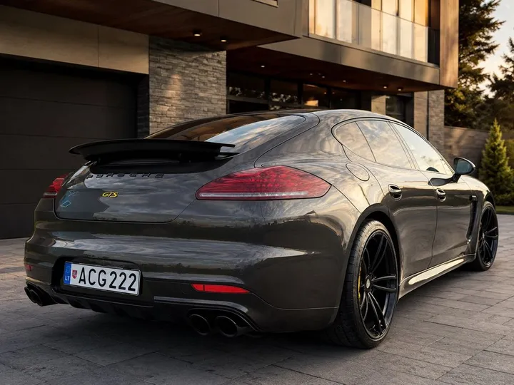 Porsche Panamera