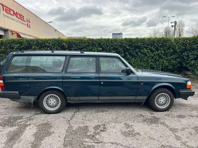 Volvo 240