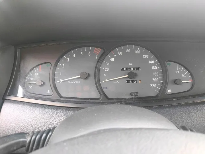 Opel Omega