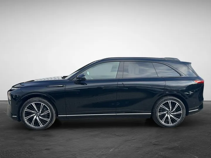 XPENG G9