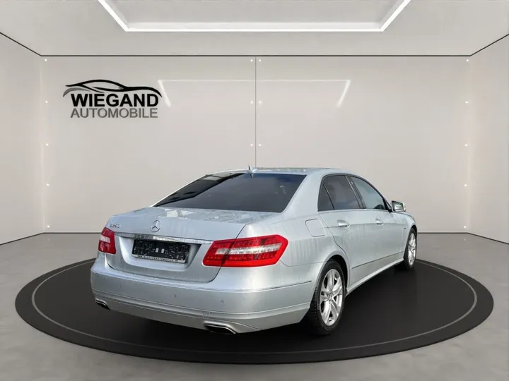 Mercedes-Benz E 250