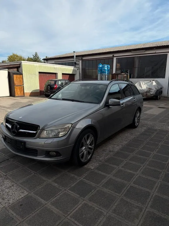 Mercedes-Benz C 200