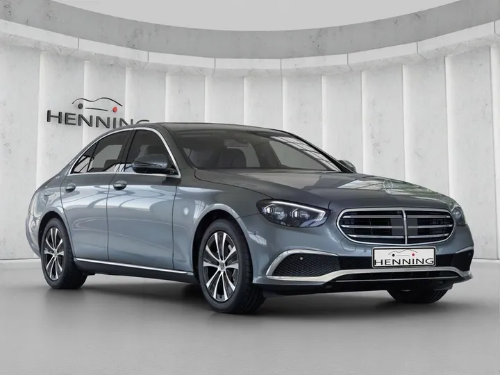 Mercedes-Benz E 220