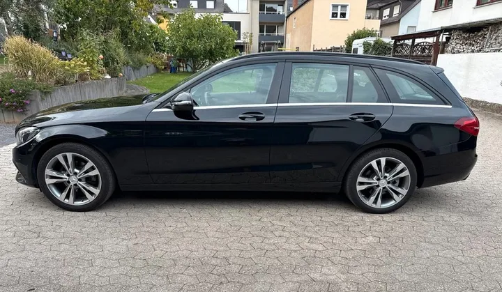 Mercedes-Benz C 200