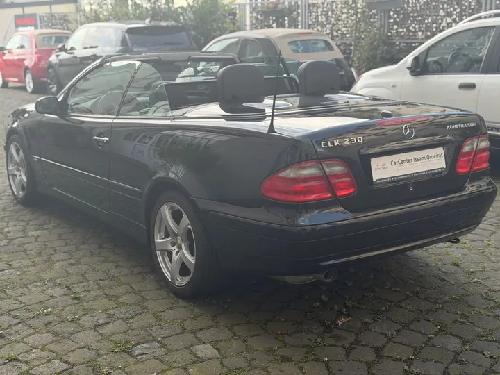 Mercedes-Benz CLK 230