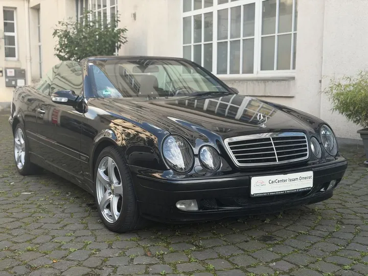 Mercedes-Benz CLK 230