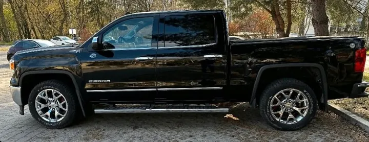GMC Sierra