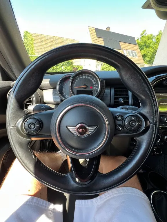 MINI Cooper D Cabrio