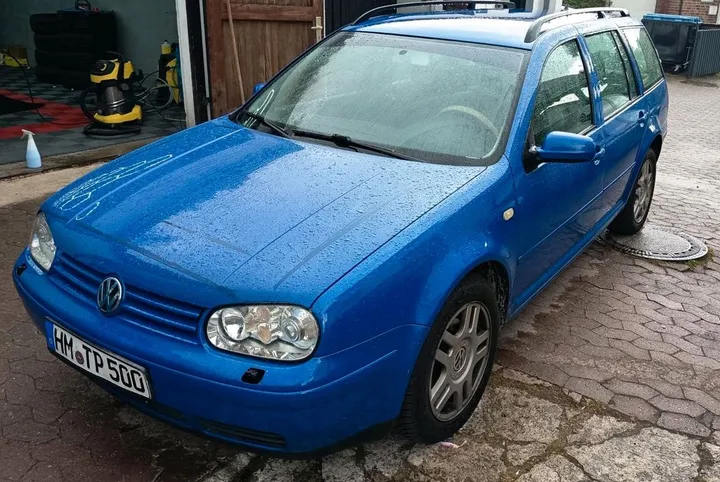 Volkswagen Golf