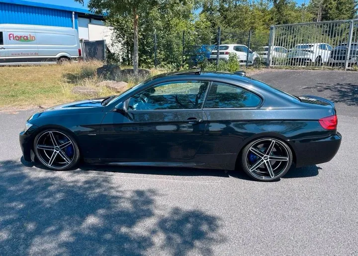 BMW 335