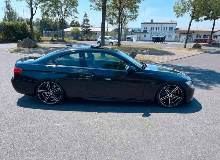 BMW 335