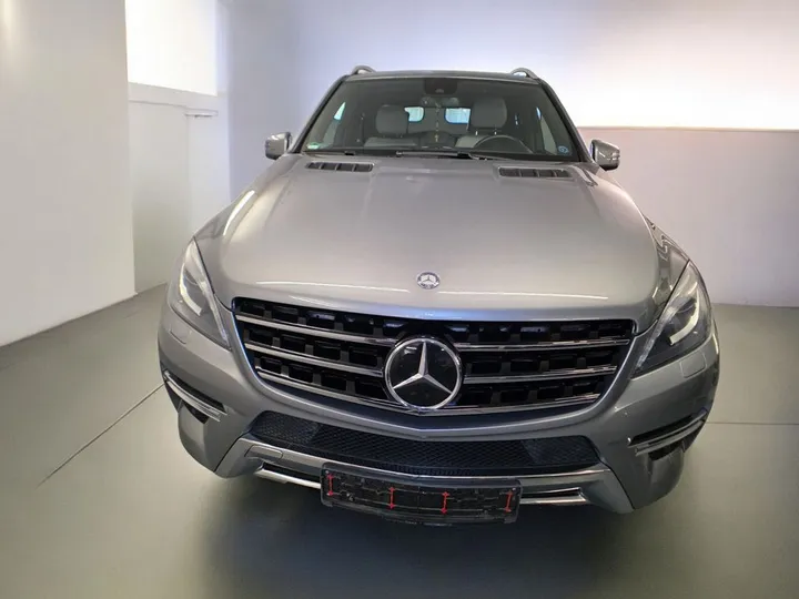 Mercedes-Benz ML 500