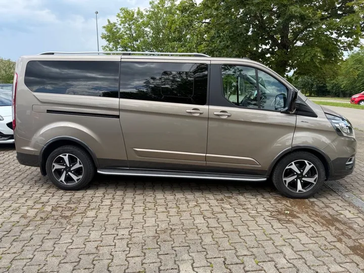 Ford Tourneo Custom