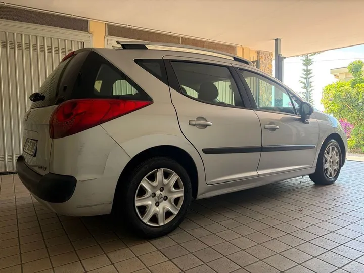 Peugeot 207