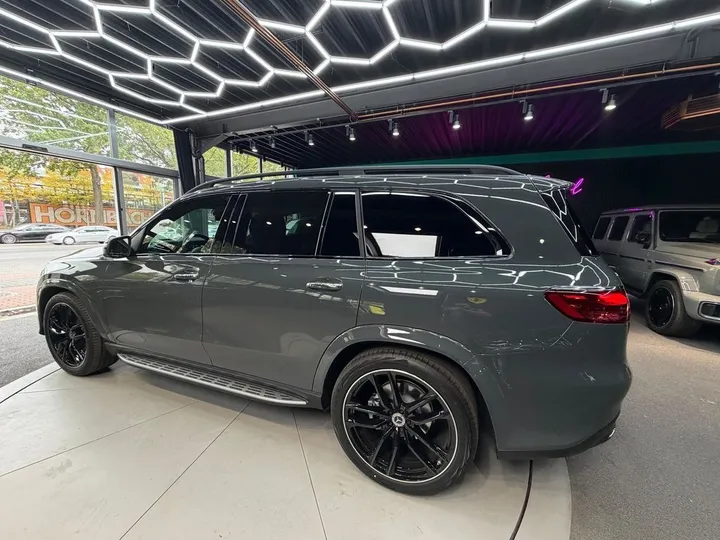 Mercedes-Benz GLS 450
