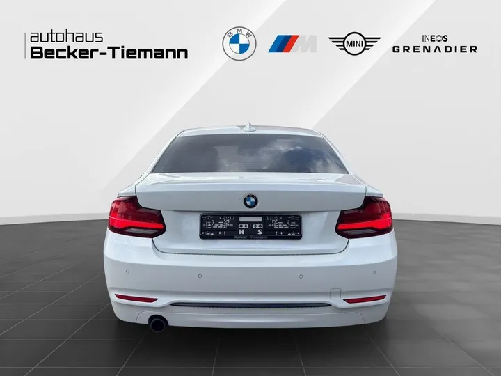 BMW 218