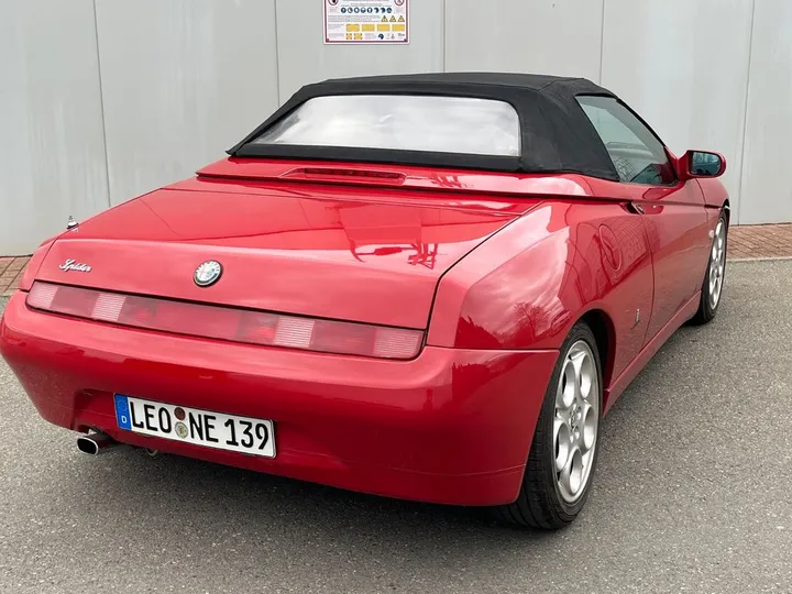 Alfa Romeo Spider