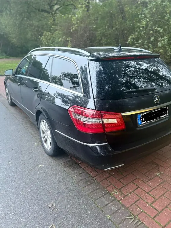 Mercedes-Benz 250
