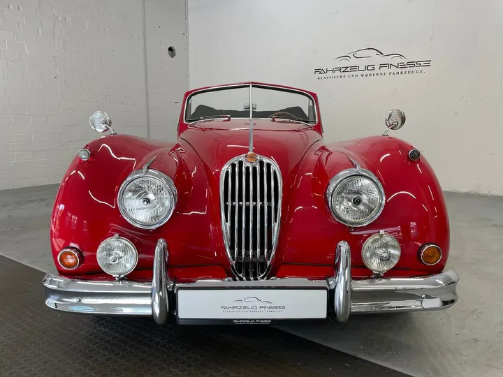 Jaguar XK