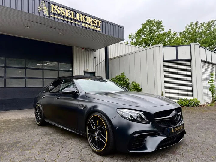 Mercedes-Benz E 63 AMG