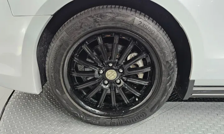 Mitsuoka Galue