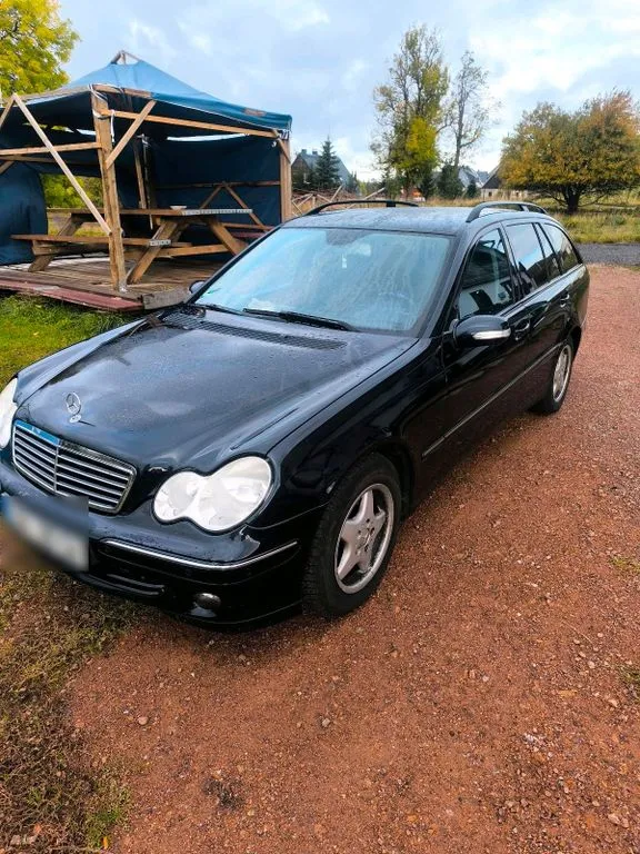 Mercedes-Benz C 220