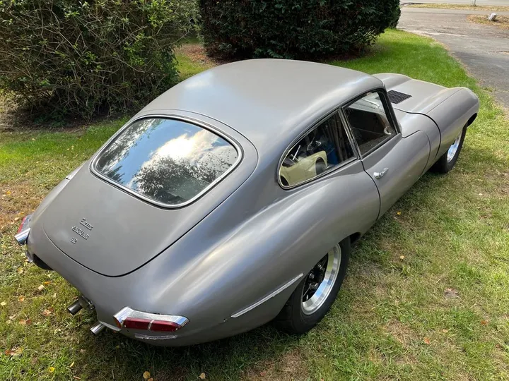 Jaguar E-Type