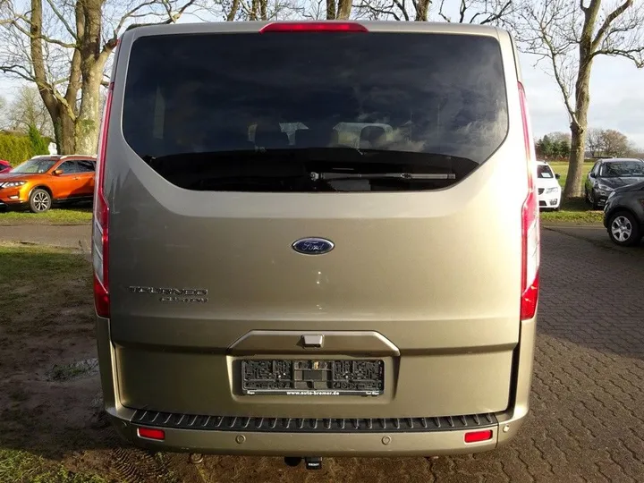 Ford Tourneo Custom
