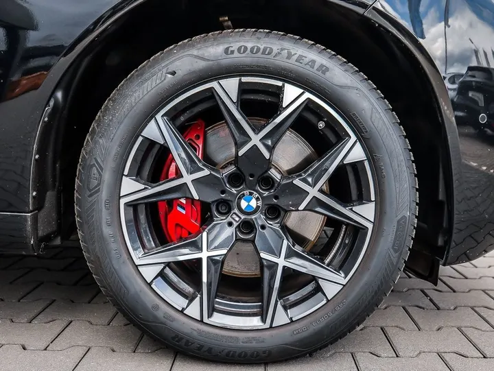 BMW X3 M50