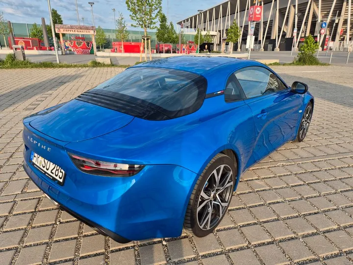Alpine A110