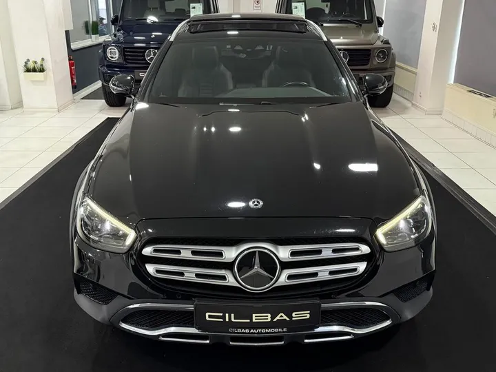 Mercedes-Benz E 400