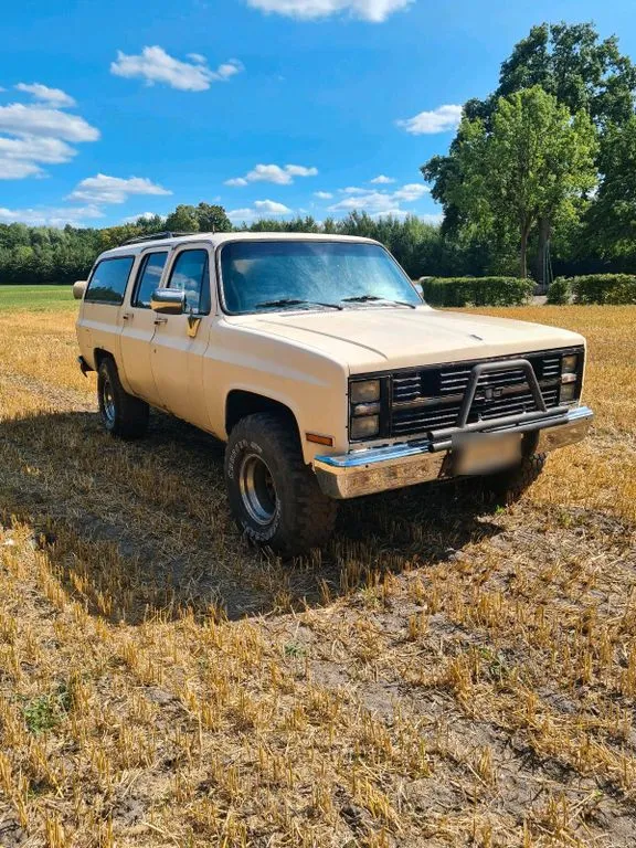 Chevrolet Suburban